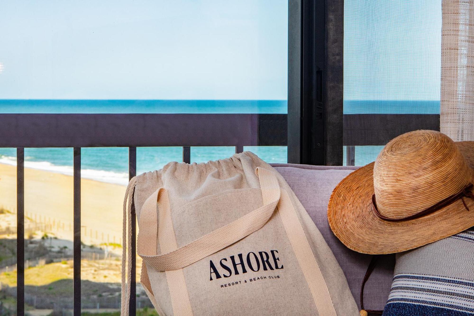 Hotel Ashore & Club